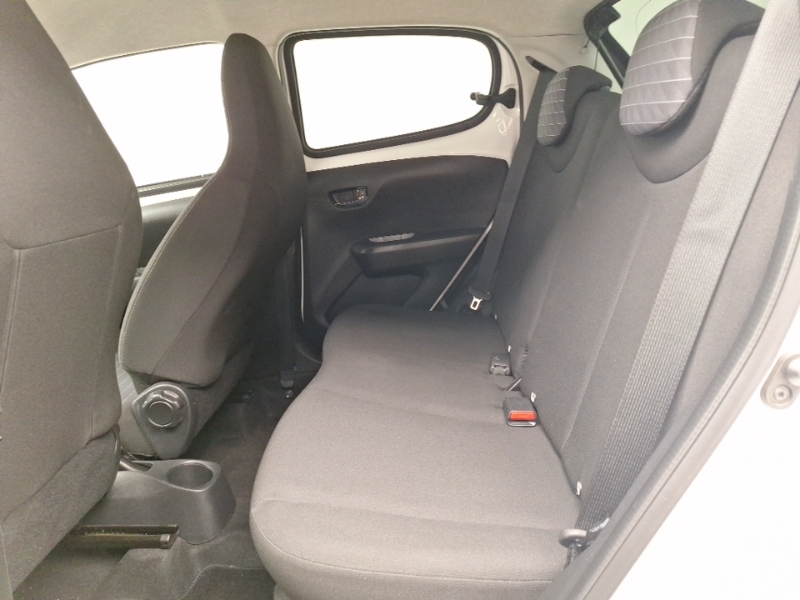 Peugeot 108 1.0 72 Allure White #6