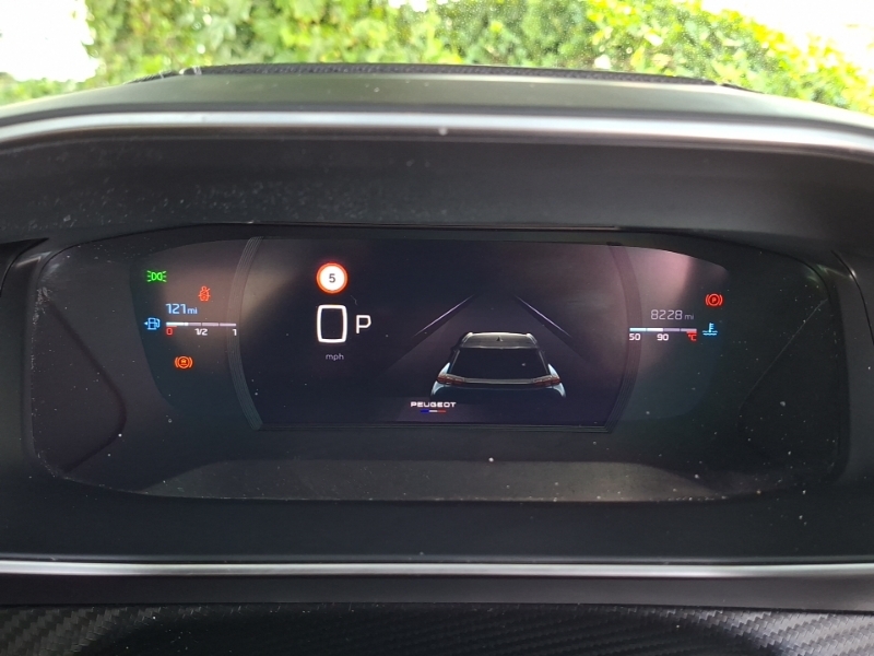 Peugeot 2008 1.2 Puretech 130 Allure Estate Black #15