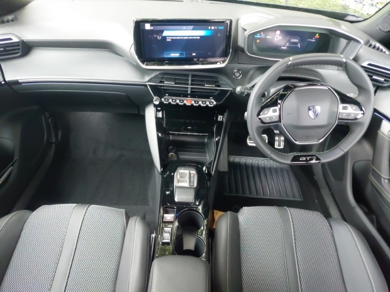 Peugeot e-2008 115Kw Gt 54Kwh Black #3