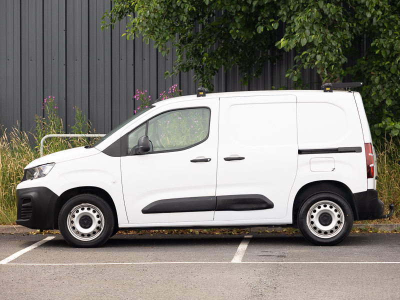 Peugeot Partner 1000 1.5 Bluehdi 100 Professional Premium Van White #4