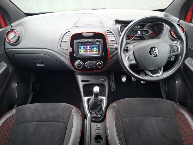 Renault Captur 1.3 Tce 130 S Edition SW69SFJ Red #3