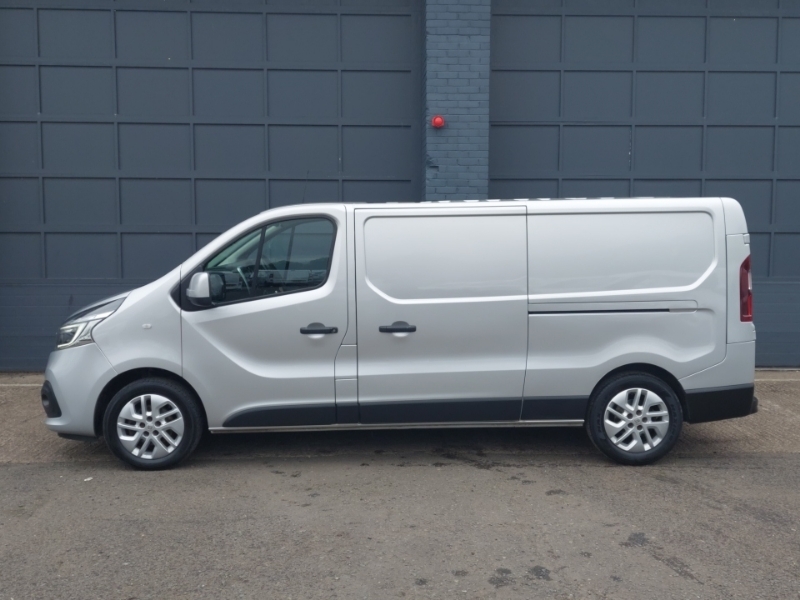 Renault Trafic Ll30 Energy Dci 120 Sport Nav Van Silver #4