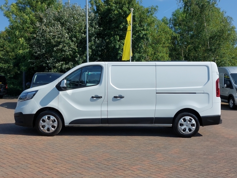 Renault Trafic Ll30 Blue Dci 130 Advance Safety Van White #4