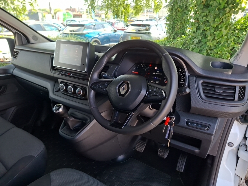 Renault Trafic Ll30 Blue Dci 130 Advance Safety Van White #3