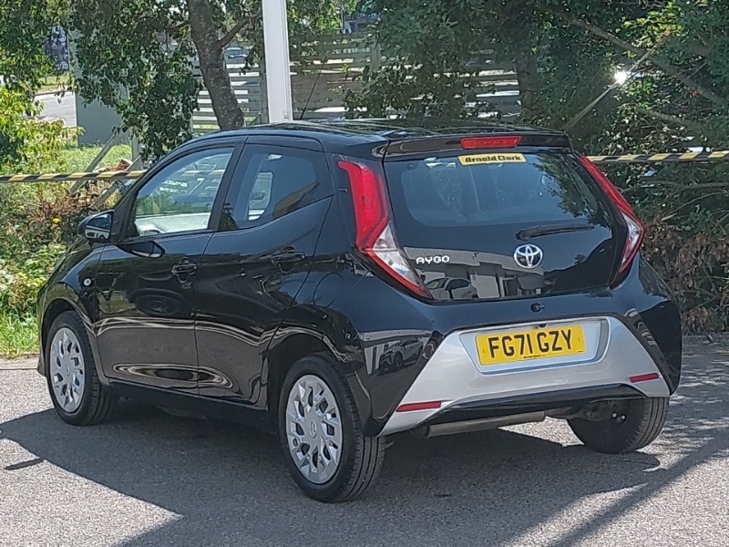 Toyota Aygo 1.0 Vvt-i X-play Tss Black #2