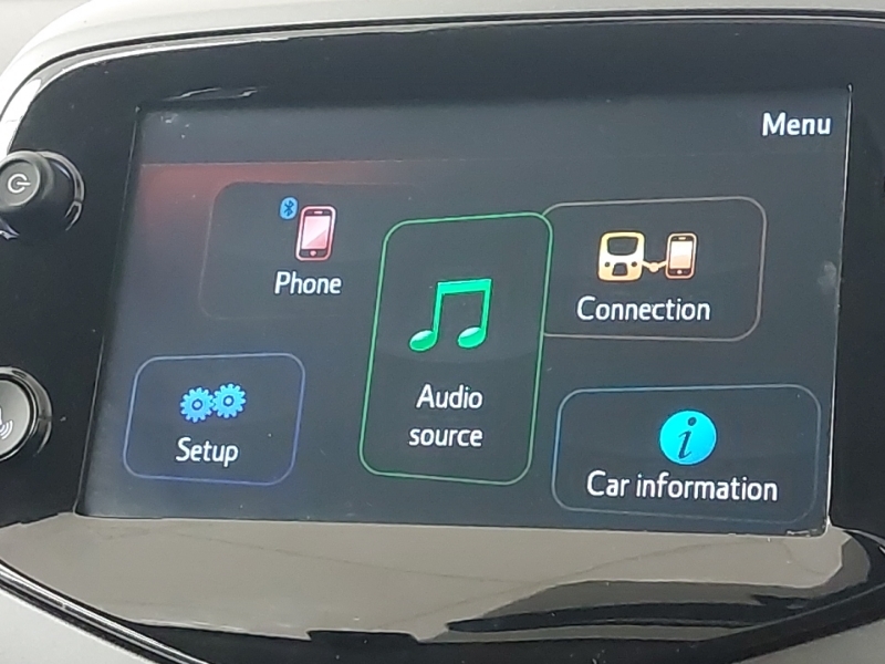 Toyota Aygo 1.0 Vvt-i X-play X-nav Red #17