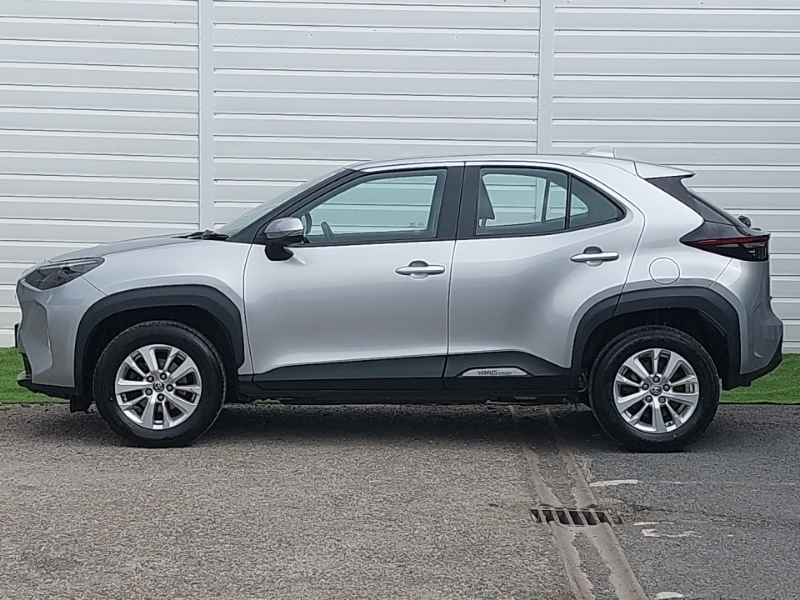 Toyota Yaris Cross 1.5 Hybrid Icon Cvt Silver #4