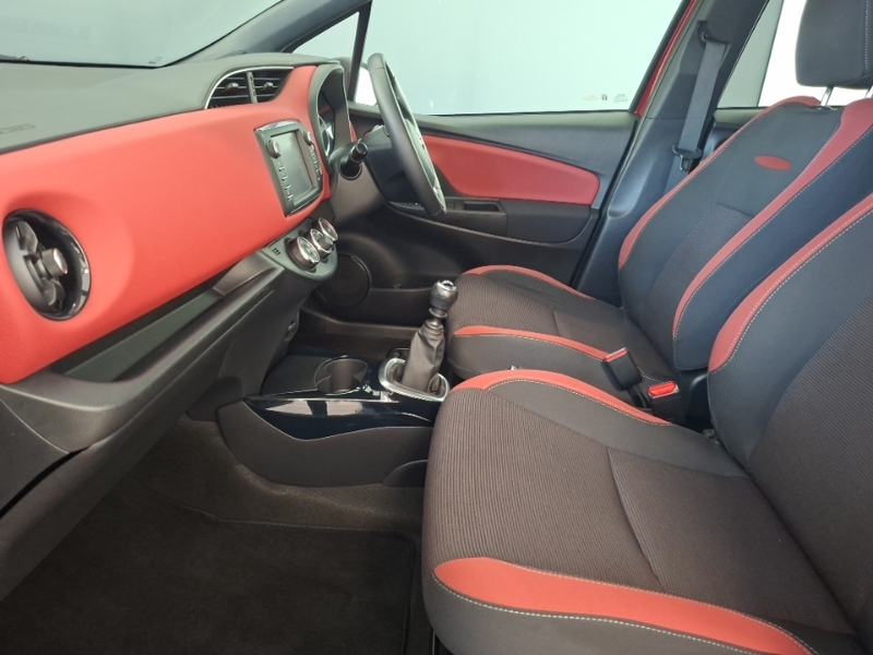 Toyota Yaris 1.5 Vvt-i Blue Bi-tone Red #5