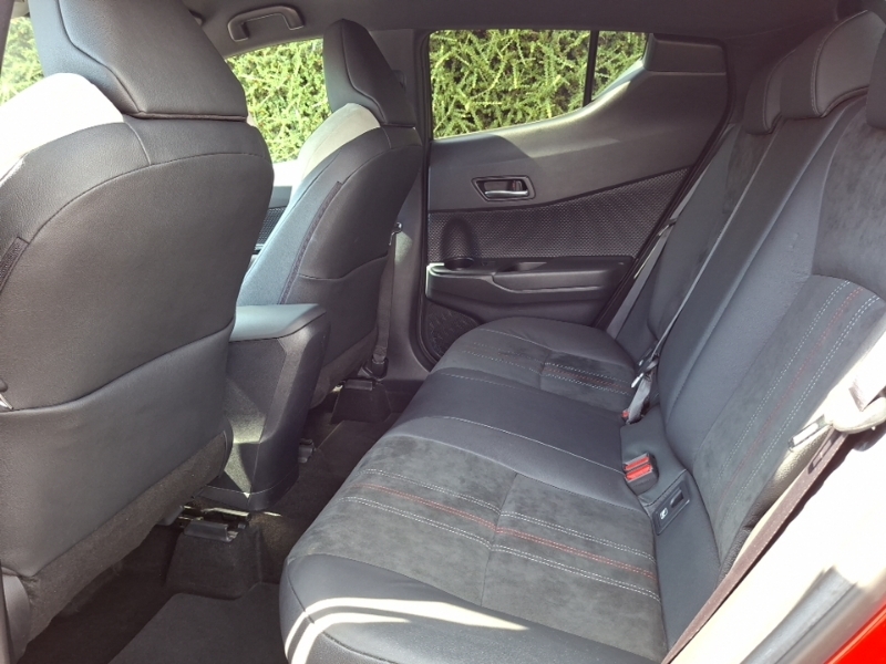 Toyota C-Hr 2.0 Hybrid Gr Sport Cvt Leather SH22SJU Red #6