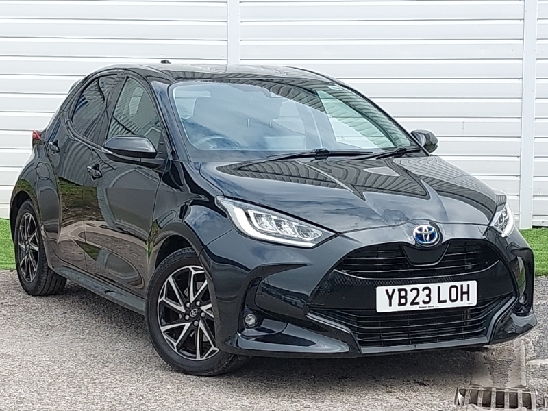 Toyota Yaris 1.5 Hybrid Design Cvt Nav Black