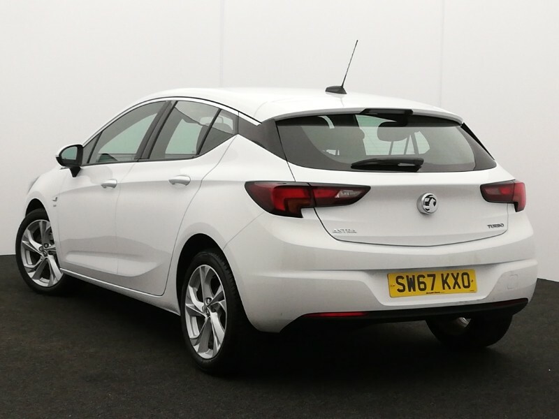 Vauxhall Astra 1.4T 16V 150 Sri White #2