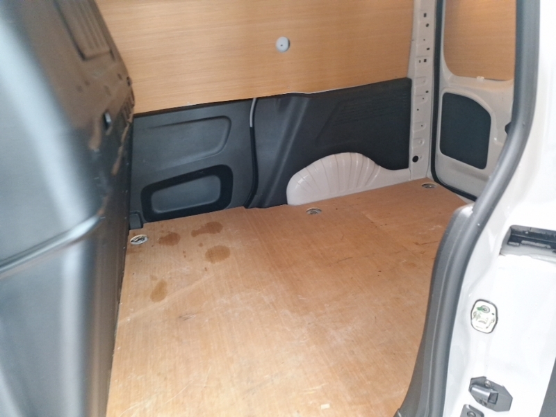 Vauxhall Combo 1.5 Turbo D 100Ps Prime H1 Van White #6