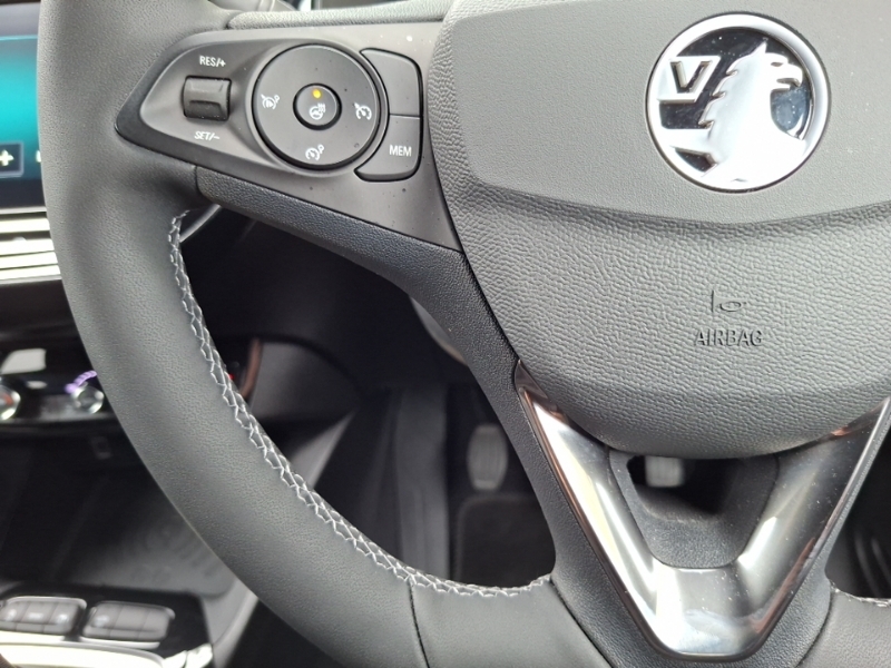 Vauxhall Corsa Corsa 1.2I Turbo 100 Ps Yes Hatchb White #12