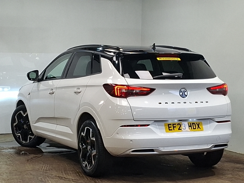 Vauxhall Grandland 1.2 Turbo Ultimate White #2
