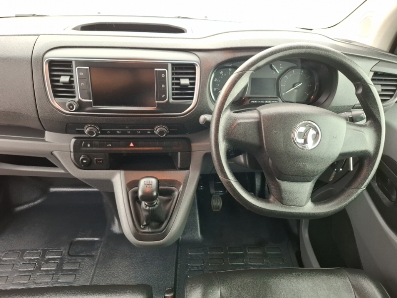 Vauxhall Vivaro 2900 1.5D 100Ps Dynamic H1 Van White #3