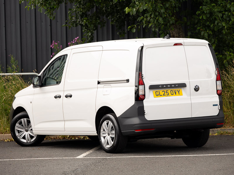 Volkswagen Caddy Maxi 2.0 Tdi 102Ps Commerce Van Businesstech Pack White #2