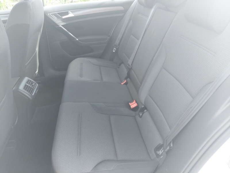 Volkswagen Golf 1.6 Tdi Se GJ18WTM White #6