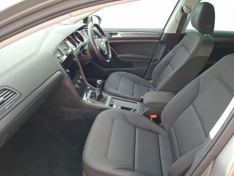 Volkswagen Golf 1.0 Tsi 115 Match SE19XLC Silver #5