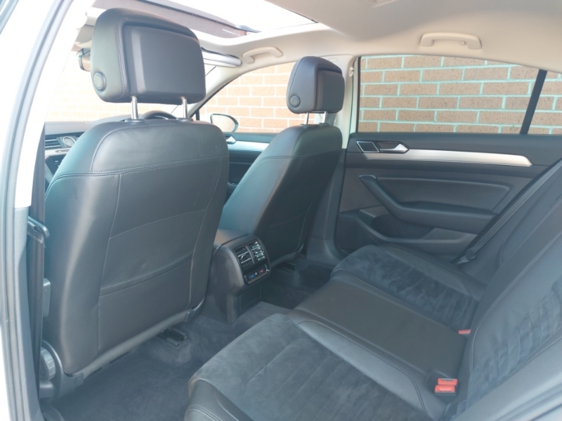 Volkswagen Passat 1.4 Tsi Gt Panoramic Roof White #6