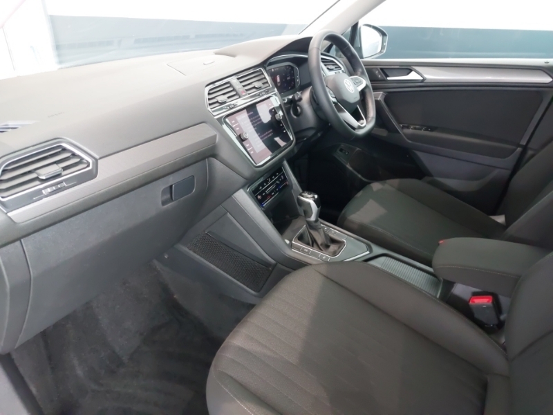 Volkswagen Tiguan Allspace 1.5 Tsi Life Dsg Grey #6
