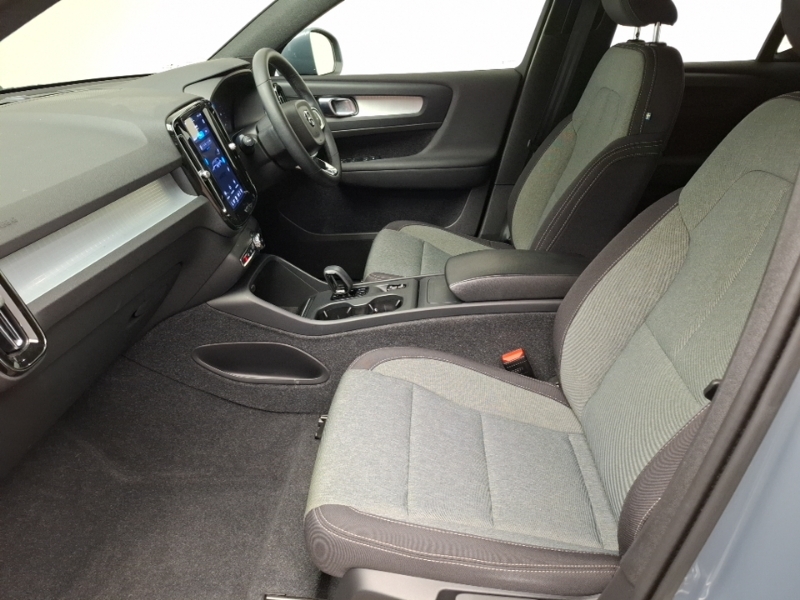 Volvo XC40 2.0 B3p Core SH23EPX Grey #5
