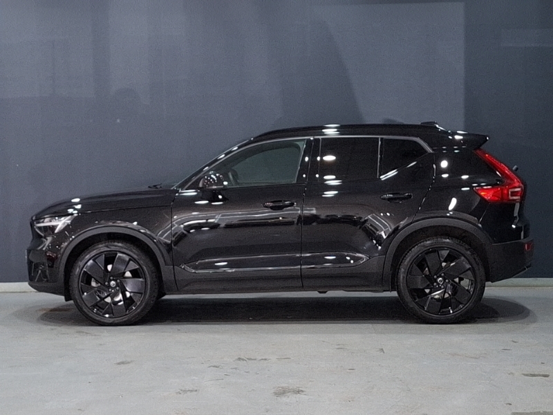Volvo XC40 2.0 B4p Plus Black Edition RO75LUP Black #4
