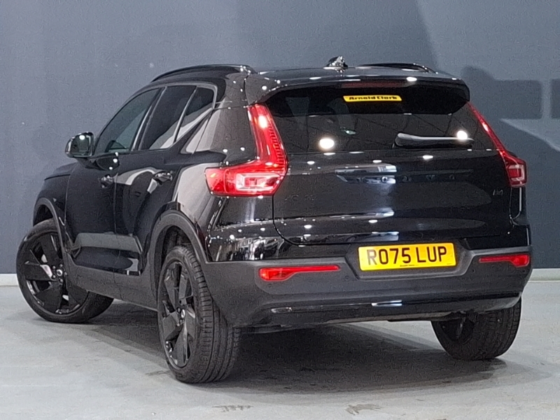 Volvo XC40 2.0 B4p Plus Black Edition RO75LUP Black #2