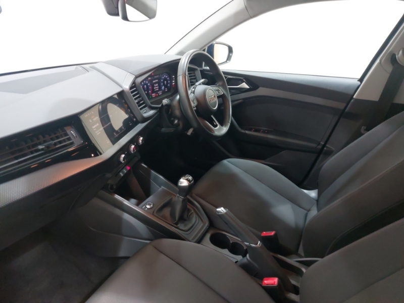 Audi A1 25 Tfsi Technik Blue #5
