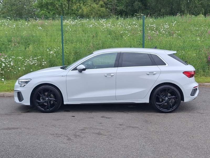 Audi A3 30 Tfsi S Line White #4
