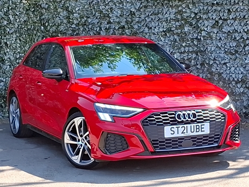 Audi A3 35 Tfsi Edition 1 Comfortsound Red