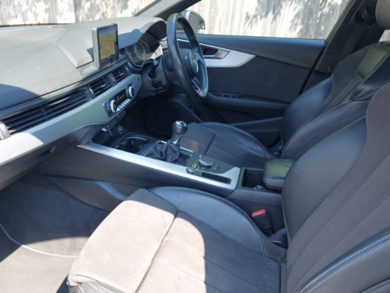 Audi A4 1.4T Fsi S Line Leatheralc Black #5