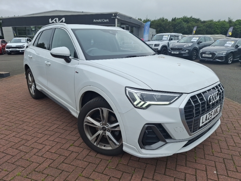 Audi Q3 35 Tfsi S Line S Tronic Leather White