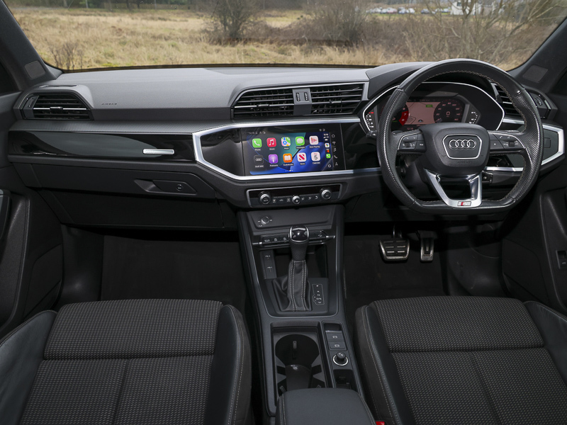 Audi Q3 35 Tfsi Black Edition S Tronic Black #3