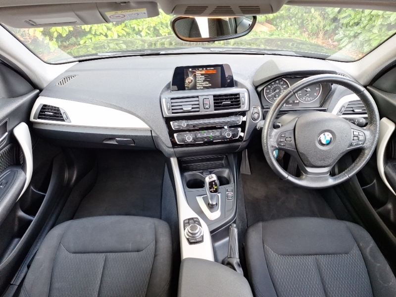 BMW 1 Series 118D Se Nav Step Black #3