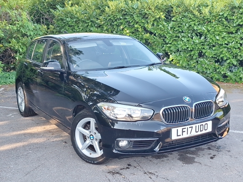 BMW 1 Series 118D Se Nav Step Black