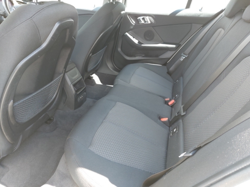 BMW 1 Series 118I 136 Se Live Cockpit Professional White #6