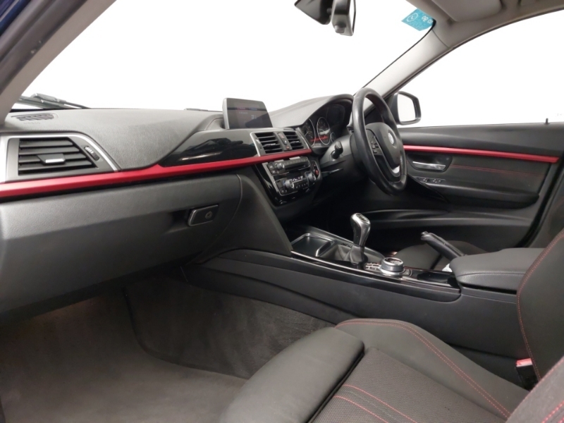 BMW 3 Series 318I Sport Blue #5
