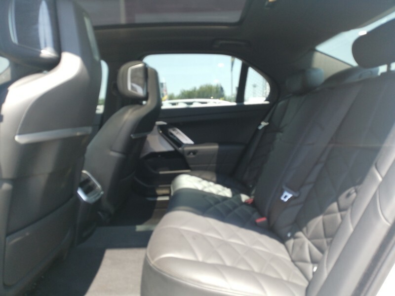 BMW i7 400Kw Xdrive60 M Sport 105.7Kwh White #6