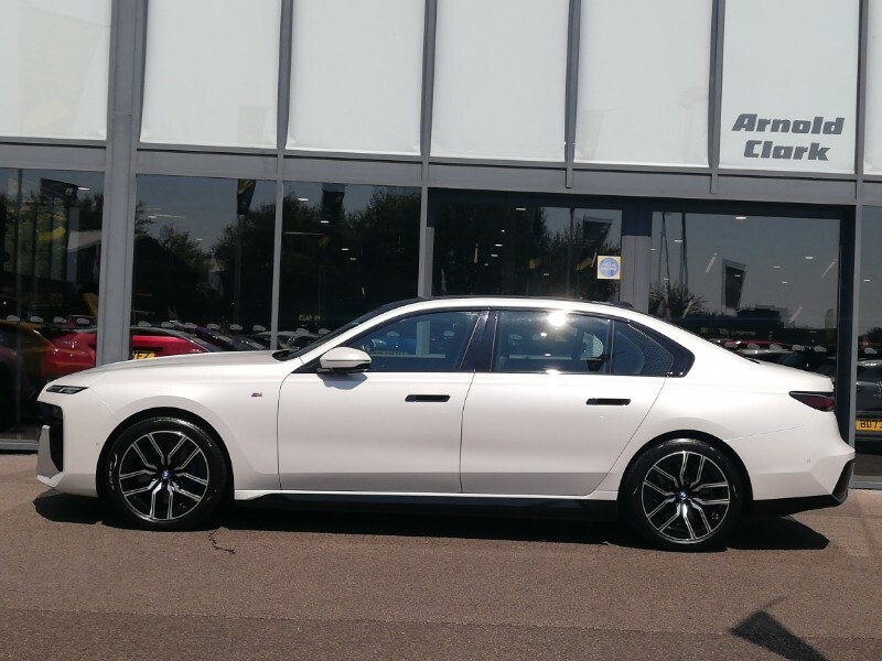 BMW i7 400Kw Xdrive60 M Sport 105.7Kwh White #4