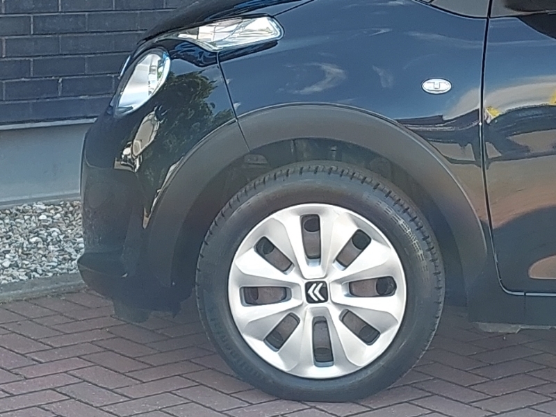 Citroen C1 1.0 Vti Shine Airscape Euro 6 S Green #19