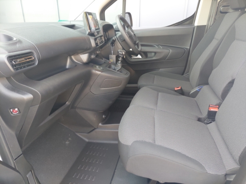 Citroen Berlingo 1.5 D 100Ps Van Driver White #5
