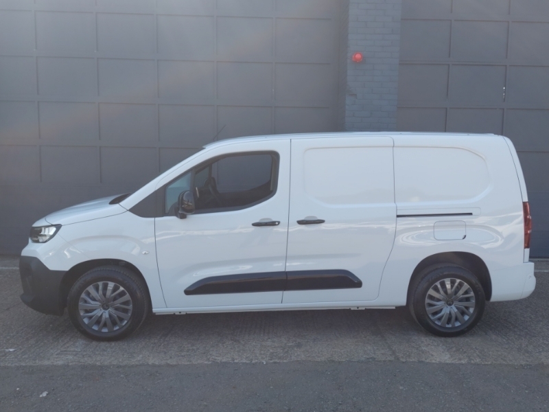 Citroen Berlingo 1.5 D 100Ps Van Driver White #4