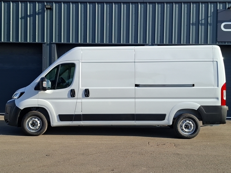 Citroen Relay 2.2 Bluehdi 140 H2 Van Enterprise White #4