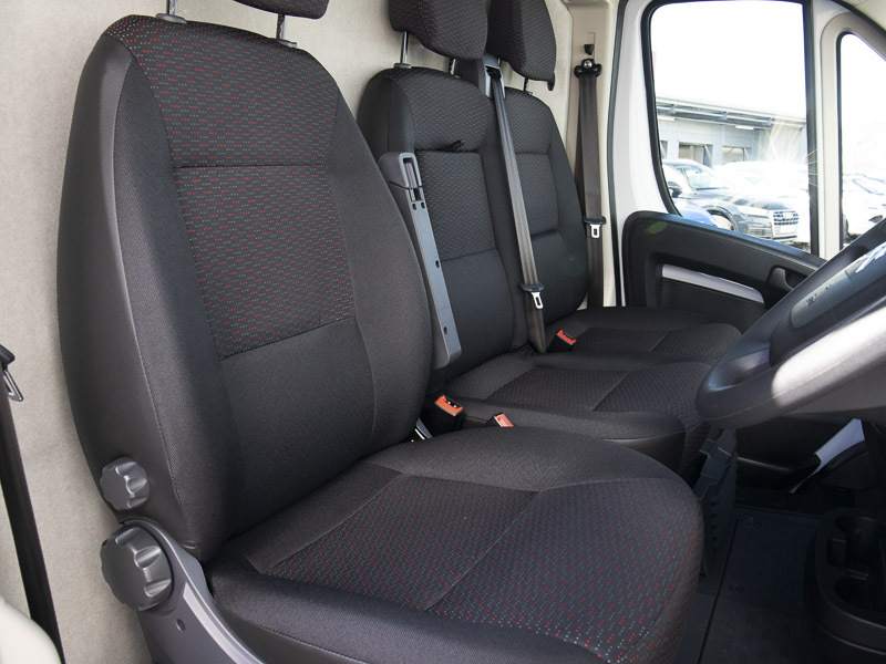 Citroen Relay 2.2 Bluehdi 140 H2 Van Enterprise White #2