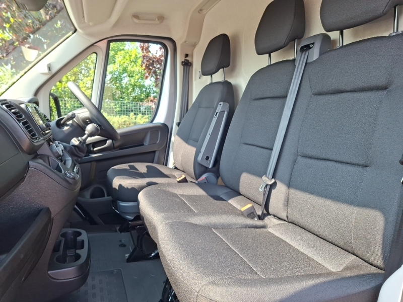 Citroen Relay 2.2 Bluehdi 140 H2 Van Enterprise Grey #5