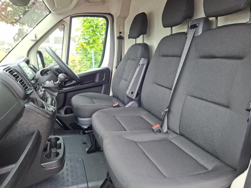 Citroen Relay 2.2 Bluehdi 140 H2 Van Enterprise Grey #5