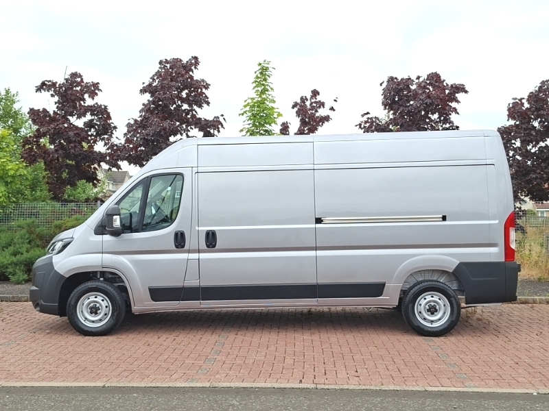 Citroen Relay 2.2 Bluehdi 140 H2 Van Enterprise Grey #4