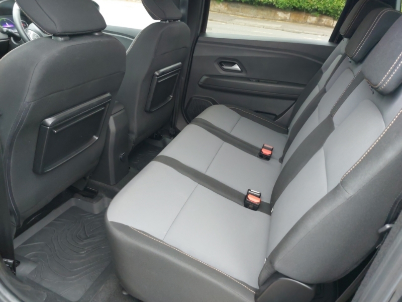 Dacia Jogger 1.6 Hev Extreme Black #6