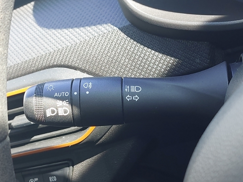 Dacia Sandero Stepway 1.0 Tce Comfort Euro 6 S S 10 982 Car Detail  #16