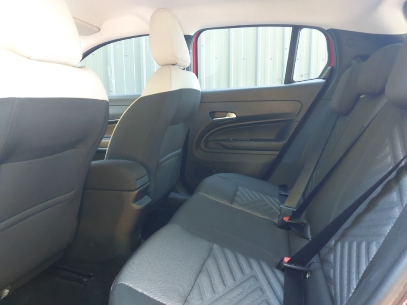 Fiat 600 1.2 Hybrid 48V 136 Edct-6 Red #6